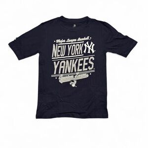Brand new MLB boys New York Yankees navy graphic tee shirt youth medium